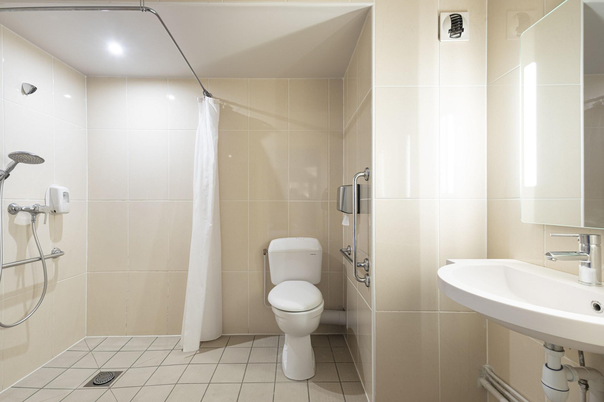 B&B Hotel Lyon Centre Monplaisir Ngoại thất bức ảnh